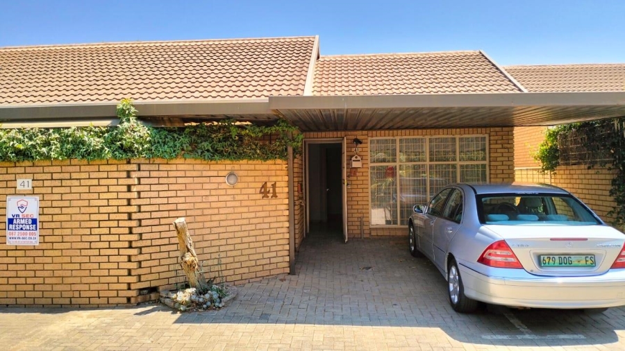 2 Bedroom Property for Sale in Universitas Free State